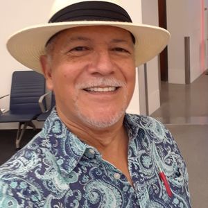 Meet your Posher, Jose gerardo